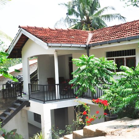 Villa Dineth Unawatuna Zewnętrze zdjęcie